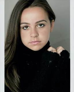 Ava Bianchi autograph