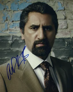 Cliff Curtis autograph