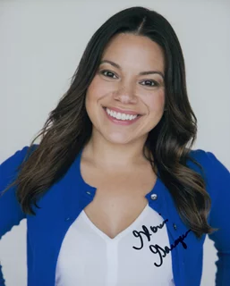 Gloria Garayua autograph
