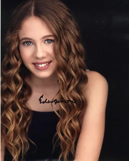 Eden Summer Gilmore autograph