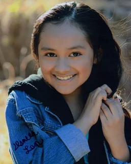 Isabella Leon autograph