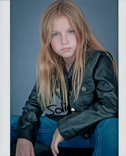 Jolie Ledford autograph