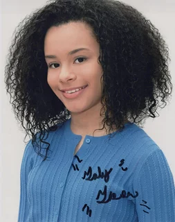 Gabrielle Nevaeh Green autograph