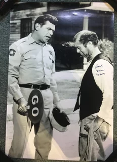 Howard Morris autograph