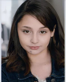 Issie Swickle autograph