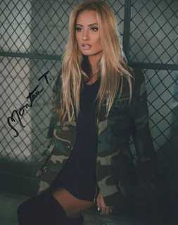 Montana Tucker autograph