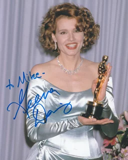 Geena Davis autograph