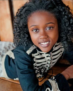 Haley Powell autograph