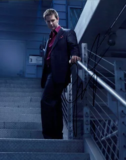 Jason Dohring autograph