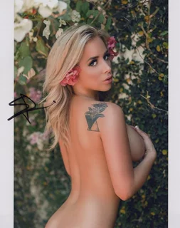 Schalee Frasier autograph