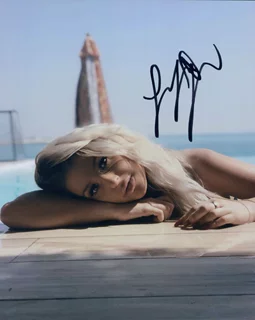 Tana Mongeau autograph