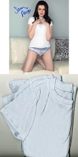 Samantha Paige autograph