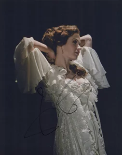 Sierra Boggess autograph