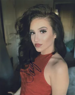 Savannah Garza autograph