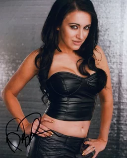 Devanny Pinn autograph