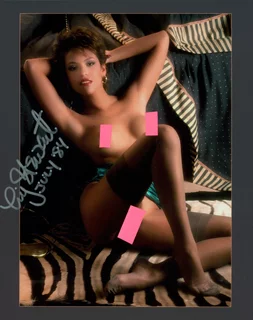 Liz Stewart autograph