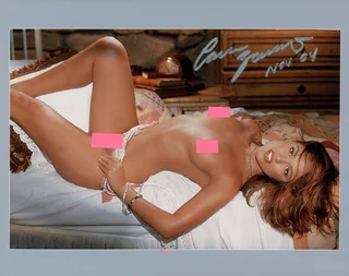 Cara Zavaleta autograph