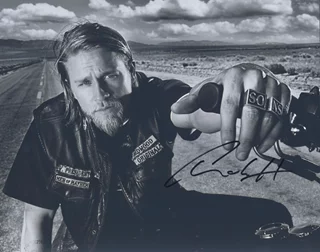 Charlie Hunnam autograph