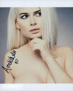 Amalie Helene autograph