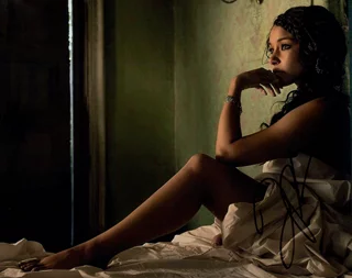 Jessica Parker Kennedy autograph