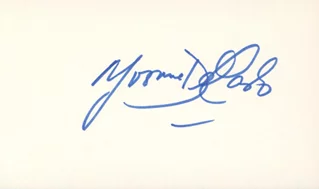 Yvonne DeCarlo autograph