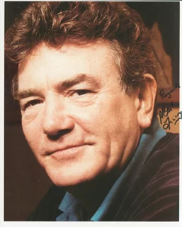 Albert Finney autograph