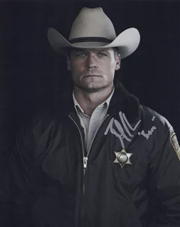 Bailey Chase autograph