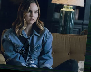 Liana Liberato autograph