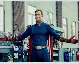 Antony Starr autograph