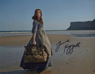 Joanne Froggatt autograph