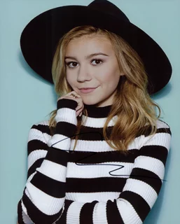 G. Hannelius autograph
