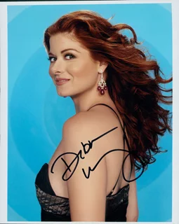 Debra Messing autograph