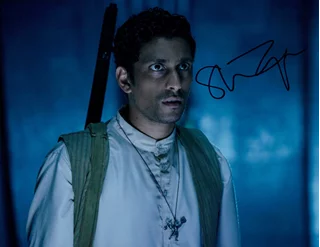 Shane Zaza autograph