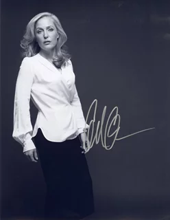 Gillian Anderson autograph