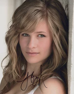 Jenna Boyd autograph