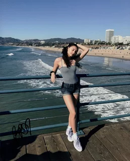 Breana Raquel autograph