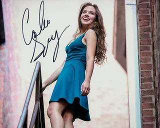 Cailee Spaeny autograph