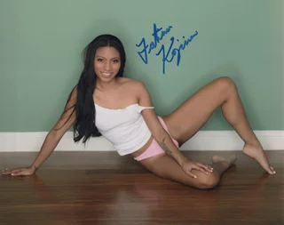 Fatima Kojima autograph