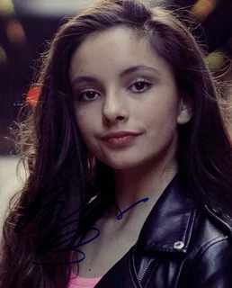 Paris Bravo autograph