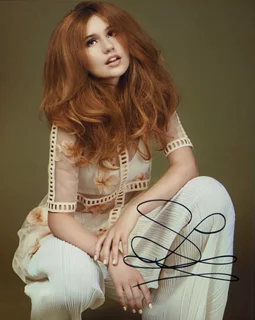 Serena Laurel autograph