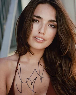 Hailee Keanna Lautenbach autograph