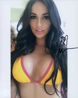 Michelle Martin autograph