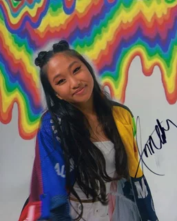 Anneston Pisayavong autograph