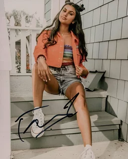 Talin Silva autograph