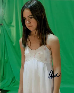 Ava Bianchi autograph