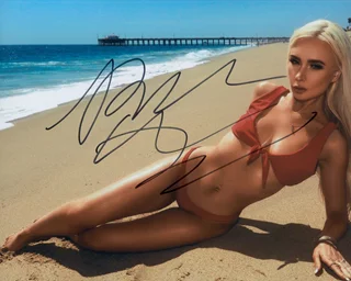 Rachel Ashley Johnson autograph
