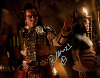 Raoul Trujillo autograph