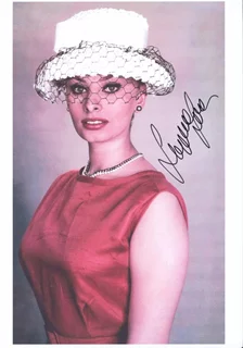 Sophia Loren autograph