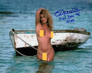 Samantha Torres autograph