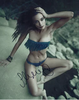 Stephanie Corneliussen autograph